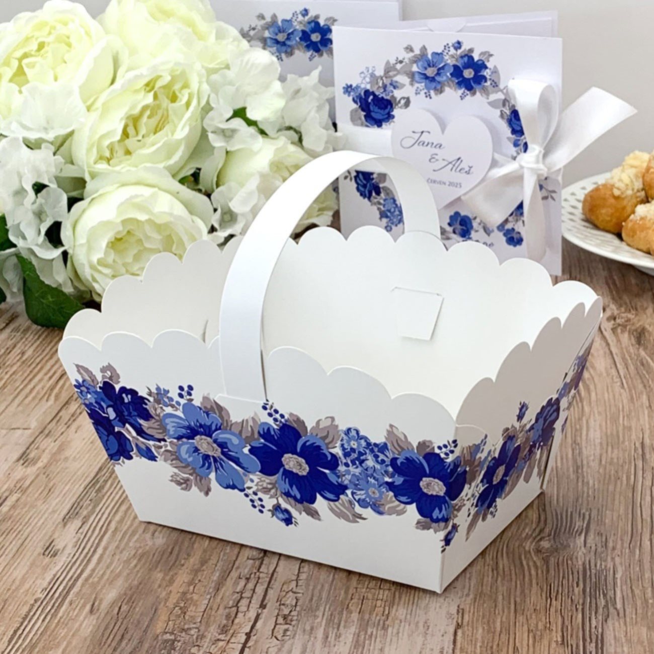 E-shop KOŠÍČEK na cukrovinky Blue Flowers 8ks