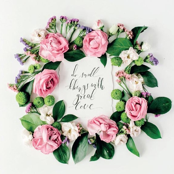 Ubrousky papírové Věnec z květin 20 ks