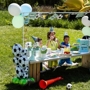 Balónek fóliový stojící Fotbalové míče 53x77 cm