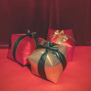 Balónky fóliové Vánoční dárky 34x36 cm 3 ks