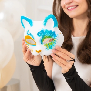 Maska kočka z bílého papíru