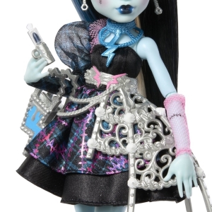 Monster High panenka děsivě sladká oslava FRANKIE