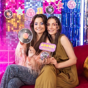 Rekvizity do fotokoutku Retro 18 ks