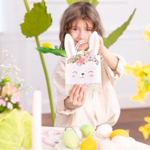 Taška dárková Zajíček s květinami 22x13 cm 1 ks