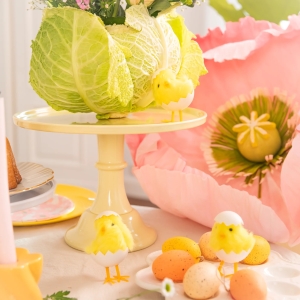 Dekorace Velikonoční kuřata ve skořápkách 8 cm 1 ks