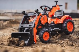 Traktor lapac Kubota M7171 oranov s pedn i zadn lc