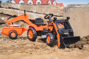 Traktor lapac Kubota M7171 oranov s pedn i zadn lc