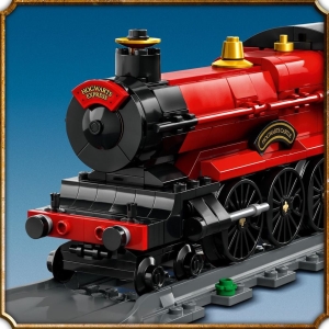 LEGO Harry Potter 76423 Bradavick expres a ndra v Prasinkch