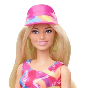 Barbie ve filmovm obleku na kolekovch bruslch